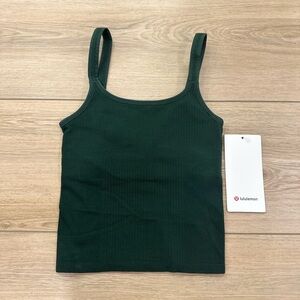Lululemon Ebb to Street Scoop Cropped Tank B/C cup